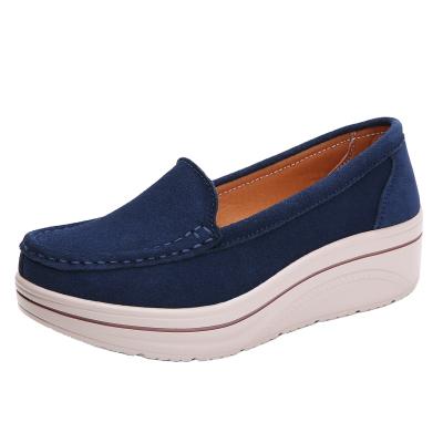 China Flat 2021 High Quality Fashion Women Shoes Loafers Slip On Comfortable Shoes for sale