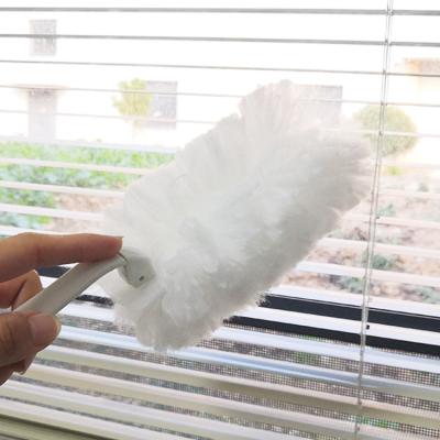 China Clearning Microfiber Spinning Feather Cleaning Hand Duster Household Electronic Fluffy Car Duster Cloth for sale