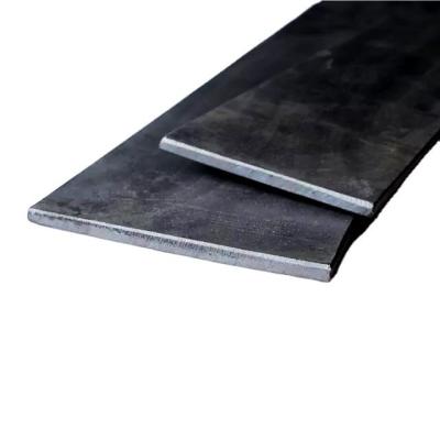 China Black Silicon Carbide Plates for High Temperature Resistant Refractory Slabs at 1600C for sale