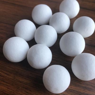 China Fire Place Grinding Ball Porcelain High Alumina Ceramic with 1770°-2000° Refractoriness for sale