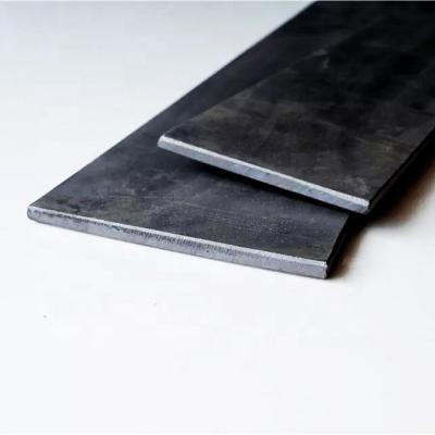 China Producer of 85% SiC Content Black Customized Silicon Carbide Kiln Furniture Sic Plate for sale