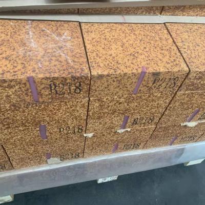 China Stable Magnesia Chromite Refractory Brick for Rotary Kiln Transition Zone Raw Material for sale