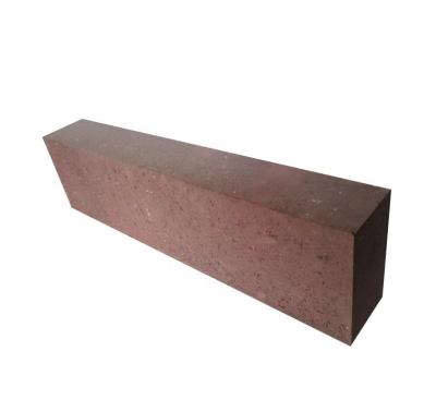 China Customized Size and Shape Chrome Corundum Slide Runner Brick for Industry Kiln Cr2O3 en venta