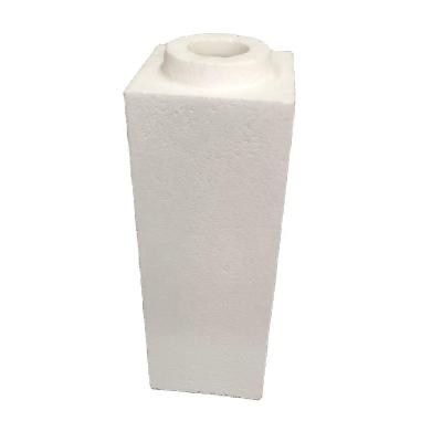 中国 99% Alumina Bubble Brick for High Temperature Furnace Insulation Material 販売のため