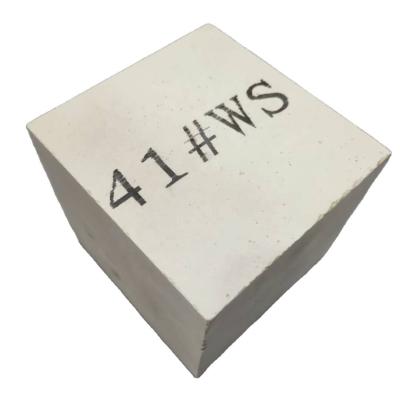 Chine Certifié ISO9001 33 Zirconia Zro2 Block Brick Fused Cast Azs pour les fours à température à vendre