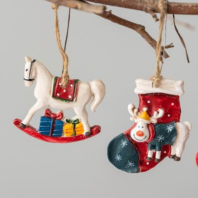 China 2021 Resin Horse Elk Bumps Christmas Tree Decoration Resin Pendants Hanging Diy Craft Ornaments Christmas Gifts New Year Party Home Decor for sale