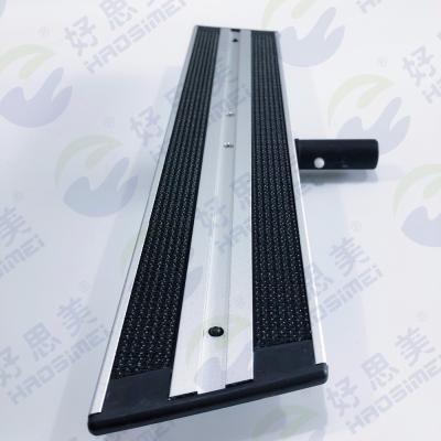 China Durable Aluminum Broom Guard Frame For Profersional Comercial Cleaning for sale