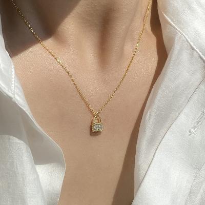 China Wholesale Tasty Minimalist Jewelry Sterling Silver Cz Lock Pendant Gold Plated Chain Necklace Jewelry 925 Lock Necklace Jewelry 18k For Women for sale