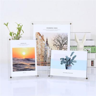 China Display use simple acrylic photo frame crystal table photo frame 0691 for sale