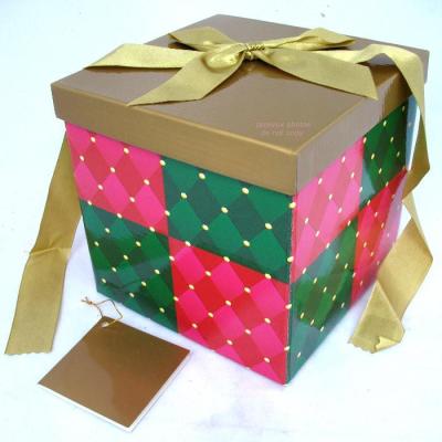 China Handmade Folding Retail Packing Christmas Gifts Paper Packing Box for sale