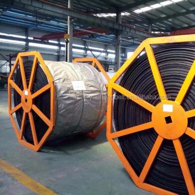 China NN100 150 Port Metallurgy Port Mine Construction Crops Chemical Fertilizer Undry Smooth Surface Industrial Rubber Conveyor Belt for sale