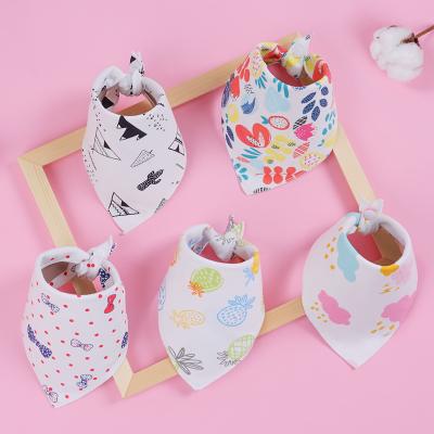 China Antibacterial Popular Products Sustainable Washable Customize Triangle Baby Bibs Organic Waterproof Cotton for sale