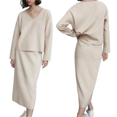 China Anti-wrinkle fashion wool sweater women knitted 2 piece T-shirt set tops knit skirt suit chompas para mujer v-neck knitted women sweaters set for sale