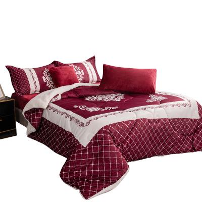 China High quality 7pcs home velevt comforter set winter use digital printing hotsale(1comforter+1fittedsheet+4Pillowcase+cushion) for sale