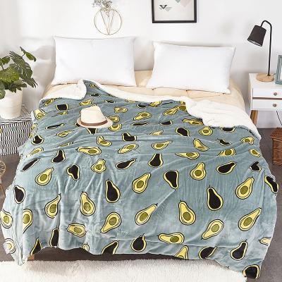 China Fashionable anti-static lambswool blanket is suitable for home, office, travel, going out and nap blanket for sale