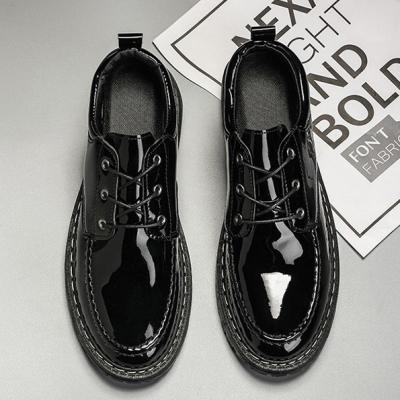 China Wholesale 2022 Fashion Trend New Arrival Shine PU Oxfords Shoes Factory Low Cut Court Men's Patent Leather Lace Up Sneakers for sale