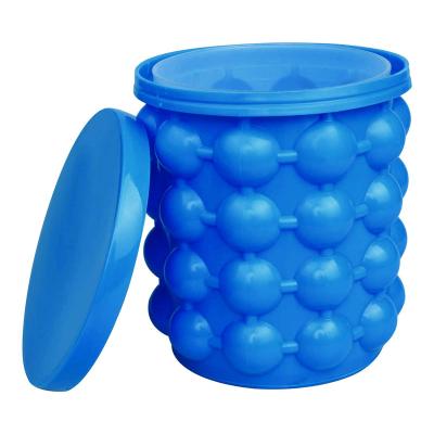 China Viable Hot Selling Silicone Ice Cube Bucket 2 IN 1 Series Portable For Frozen Ice Cube Tray for sale