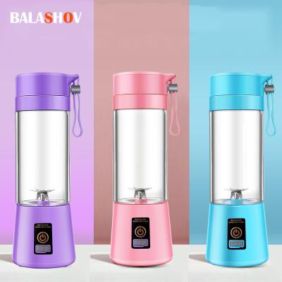 China Outdoor Portable Personal Cup Mini Travel Blender Juicer USB Blender Juicer for Smoothies Shakes for sale