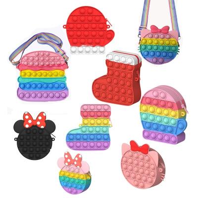 China Relieve Stress& develop intelligence noise shoulder bag kids toys christmas gift silicone noise bubble fidgety person bags noise purse educational toys for sale