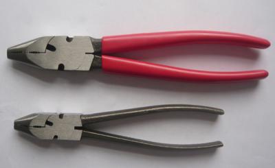 China Multifunction fencing plier with cutter with red or black hand color QL1204 for sale