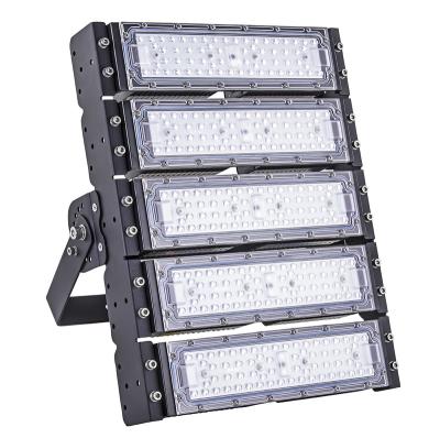 China High Efficiency Fin Panel Light 250w 300w Outdoor Module High Mast Led Flood Light en venta