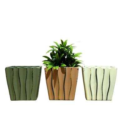 China Anti-corrosion square plastic porcelain pot balcony flower pattern bark succulent flower pot for sale