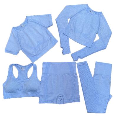 China Quick-drying fabric and thin yoga wear moisture management autumn style buttocks suit running five-piece seamless knitting combo suit for sale