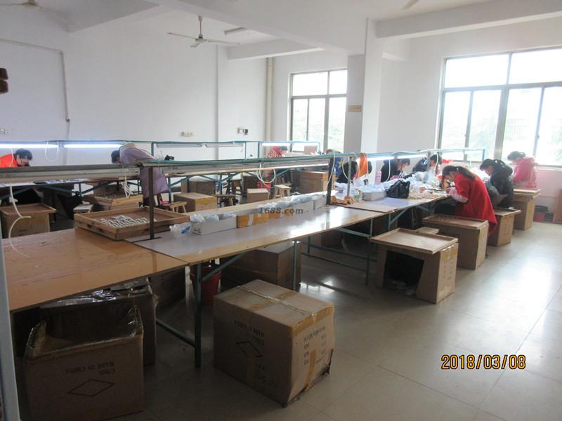 Verified China supplier - Yiwu Idun Jewelry Co., Ltd.