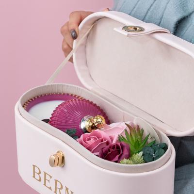 China Fashional Gift Mothers Day Scented Luxury Leather Candle Flower Gift Box Valentine Gifts For 2021 for sale