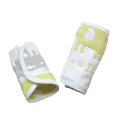 China Soft Mushroom Cotton Sling Saliva Towel Matching Baby Printed 6 Layers Gauze Baby Carrier Sucking Pads for sale