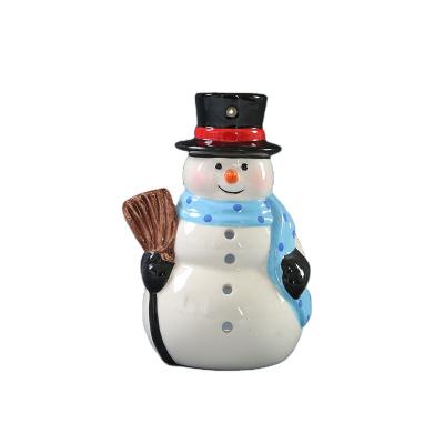 China Wholesale Custom Home Decoration Snowman Shaped Ceramic Candle Holder Christmas Decor for sale