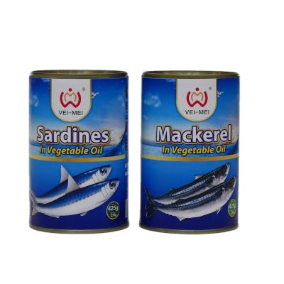 China Canned sardine in oval box in oil or tomato sauce for sale