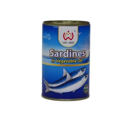 China Sardine in oval tin can with tomato sauce for sale