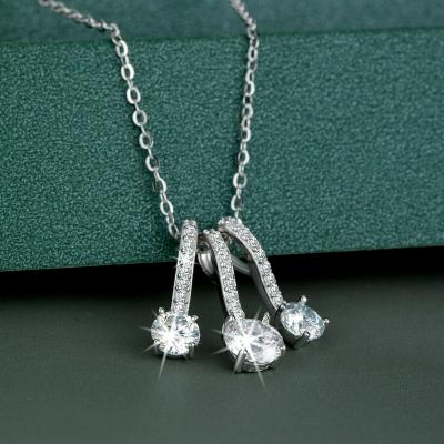 China VVS1 Color Diamond Pendant Round Cut 0.5CT Moissanite Lab Created Necklace FASHIONABLE Color VVS1 Diamond Necklace 925 Sterling Silver D for for sale