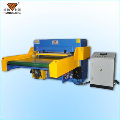 China Automatic Rags Cloth Roll Die Cutting Cloth Cloth To Cover Machine for sale