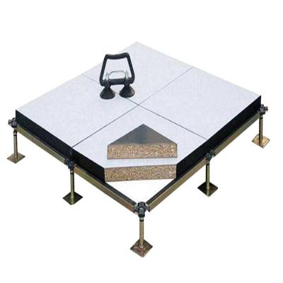 China Traditional Top Selling Products 2020 Wood Core Access Raised Flooring Systems / Anti Static Flooring tTiles For Electrical Room for sale