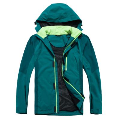 China Functional Winter Outerwear Women , Oil Proof Travel Jackets For Men for sale