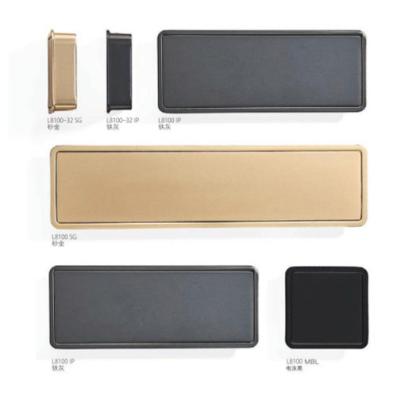 China Wholesale Zinc Alloy Modern Luxury Kitchen Cabinet Handles Matt Gold Black Wardrobe Door Drawer Furniture Pull Handle Te koop