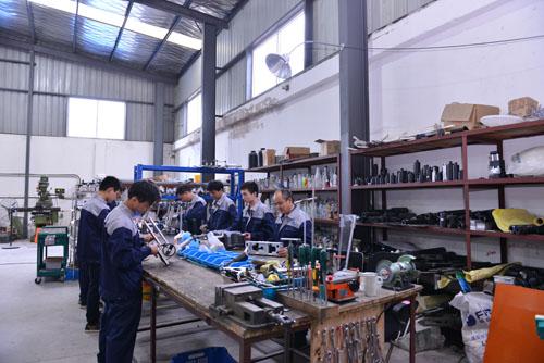 Verified China supplier - Shanghai Yingyi Packaging Machinery Equipment Co., Ltd.