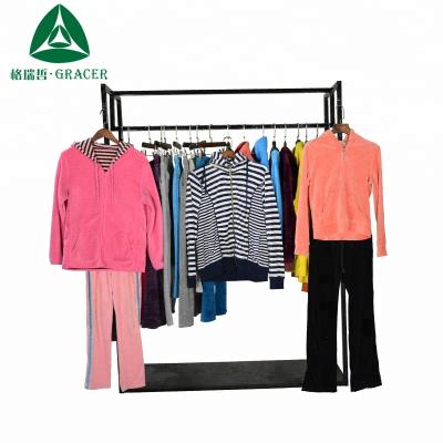 China Fashion new style /Fit waist fashion new style /Fit waist usadas roupas velor pants jacket occasion wear mixed balls ukay ukay for sale