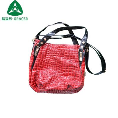 China Fashion / new style fashion / reasonable prices new style handbags used woman bags second hand bags from Italy for sale