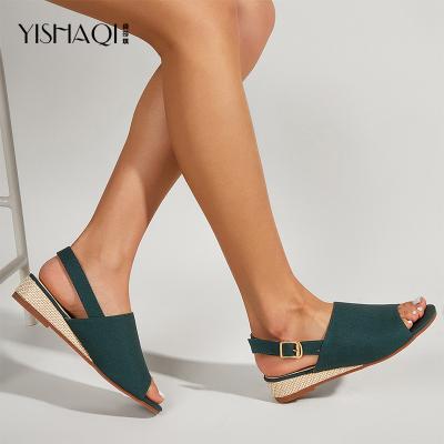 China 2022 Fashion Trend Casual Women's Flat Sandals Summer Beach Shoes Solid Color Platform Sandals for Women and Ladies for sale