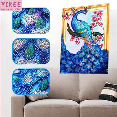 China LP003 YIKEE 5d modern partial diamond painting peacock kit,specail shaped rhinestone diamond painting for sale