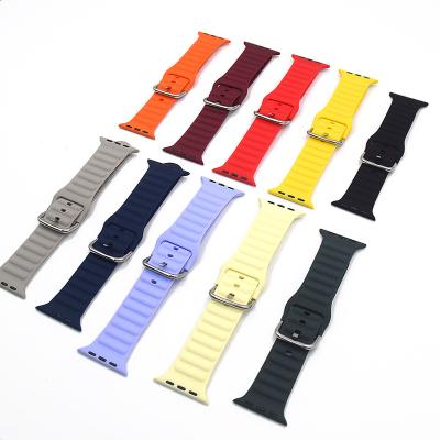 China Silicone Silicone Strap For Apple Watch Band 40/38mm Smart Watch Band Rubber Strap For iWatch for sale