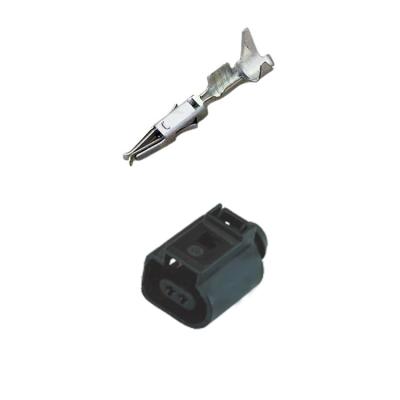 China Automotive DJ7022A-1.5-21 , 2 Pin Female Black Housing For Wire Arm Auto Electrical Outlets 1J0 973 702 for sale