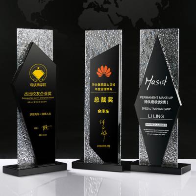 China The latest color glass award crystal trophy for commercial gifts for sale