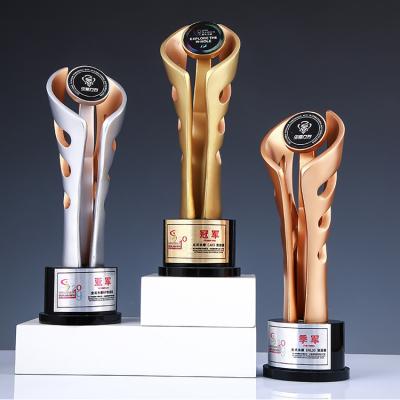 China crystal metal trophy awards for customized engraving for sale