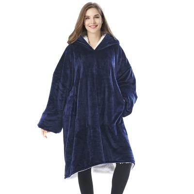 China Wearable 100% Polyester One Size Mens Womens Hoodies Flannel Hoodie Blanket for sale