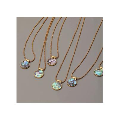 China New Styte Best Quality Gold CLASSIC Chain Necklace Pendant Necklace For Women for sale