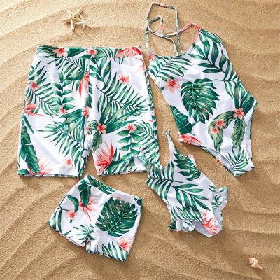 China Mommy and Me Plus Size Palm Leaf Dad Beachwear One Piece Trunks And Son Swimsuit 4pcs Swimwear For Family for sale